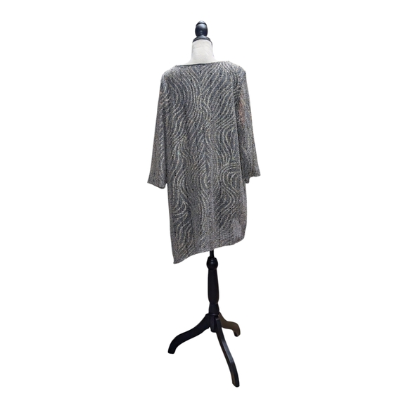 JM Collection Metallic Silver Tunic - Picture 3 of 8